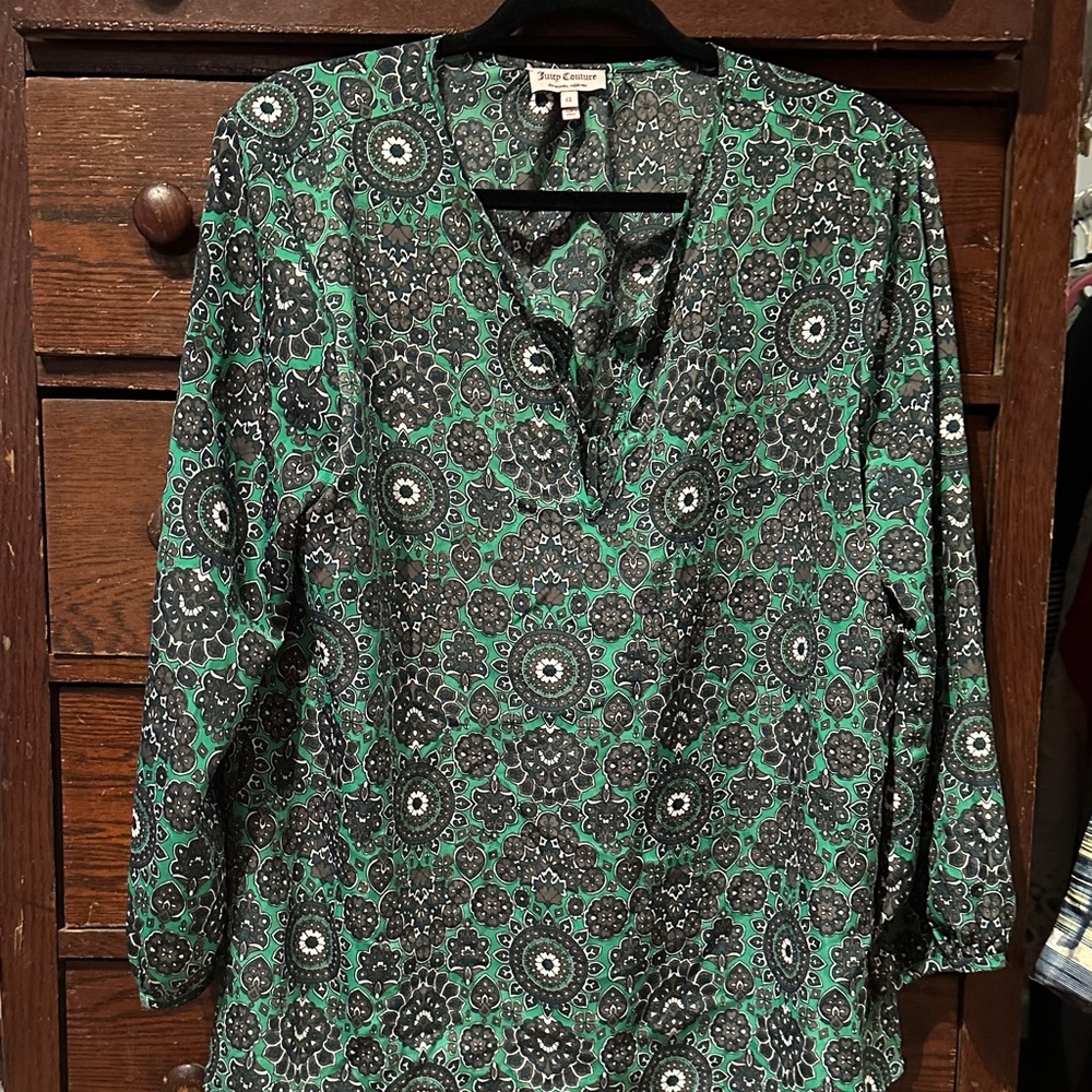 vintage Juicy Couture Green and Black Patterned Blouse euc size 12